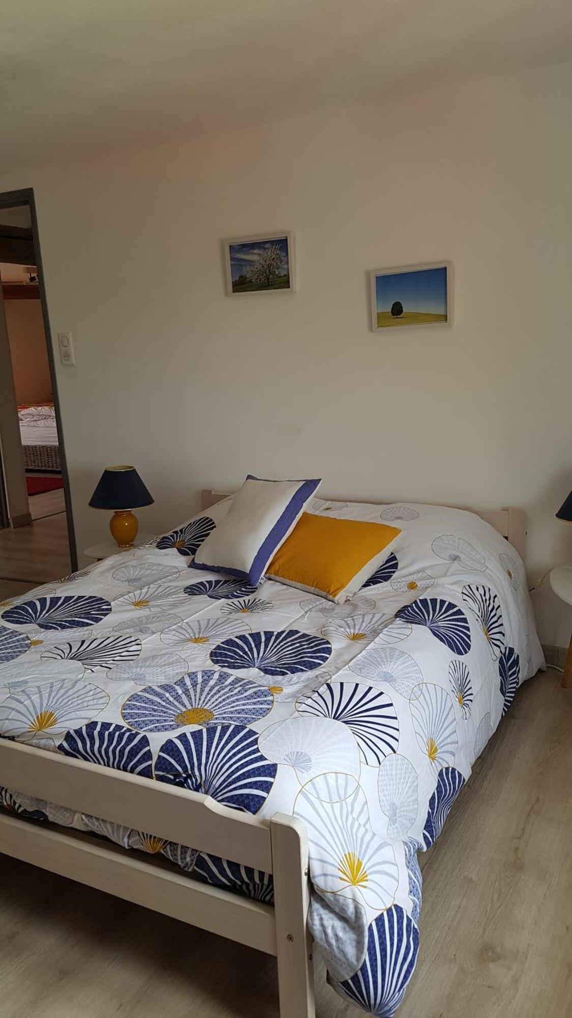 Gite De La Croisette Sommeilles Szoba fotó